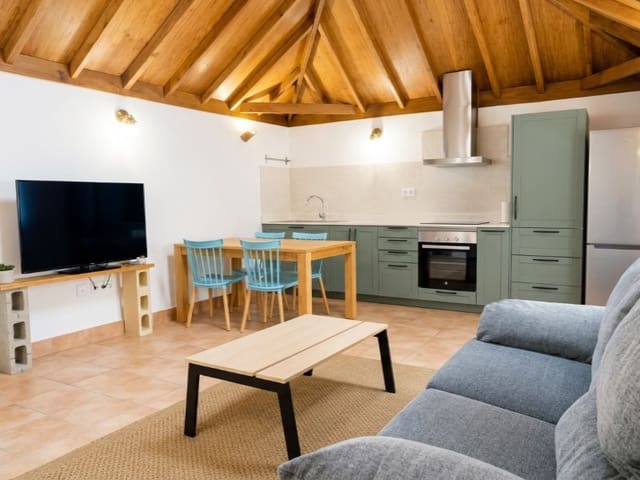 2 makuuhuone Huvila myytävänä paikassa Icod de los Vinos - 320 000 € (Ref: 10023805)