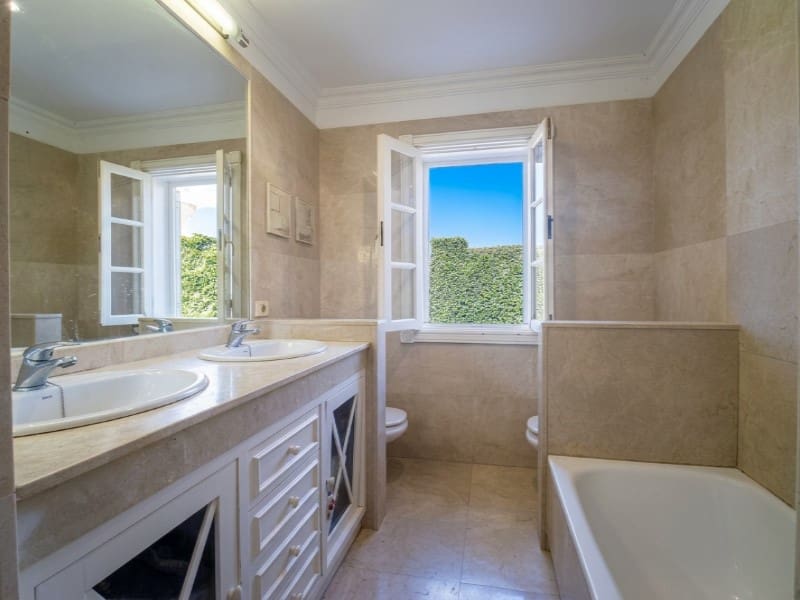 3 bedroom Villa for sale in Puerto de la Cruz - € 690,000 (Ref: 10054918)
