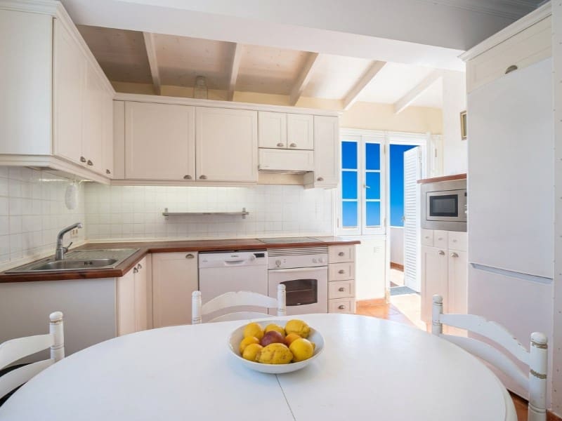 3 bedroom Villa for sale in Puerto de la Cruz - € 690,000 (Ref: 10054918)