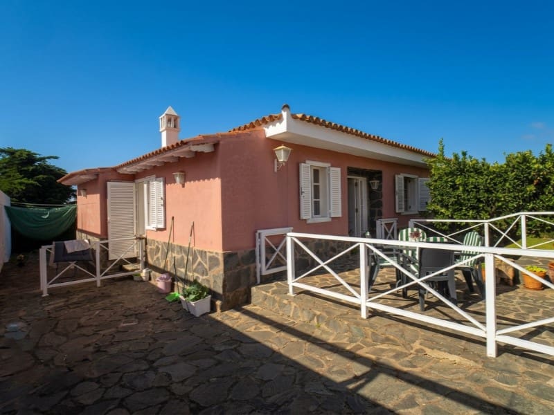 3 bedroom Villa for sale in Puerto de la Cruz - € 690,000 (Ref: 10054918)