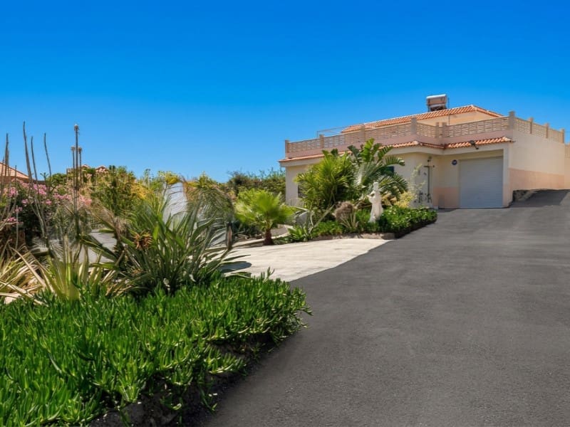 3 bedroom Finca/Country House for sale in Araya with pool - € 580,000 (Ref: 10133176)