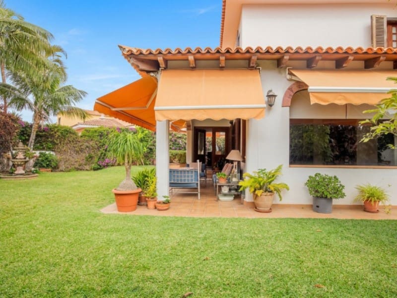 4 chambre Villa/Maison à vendre à Puerto de la Cruz avec garage - 880 000 € (Ref: 10133178)