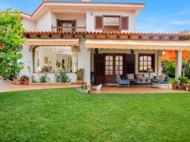4 chambre Villa/Maison à vendre à Puerto de la Cruz avec garage - 880 000 € (Ref: 10133178)