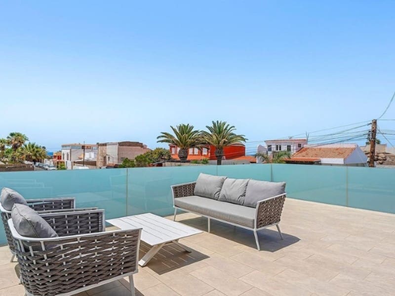 4 slaapkamer Villa te koop in Los Abrigos - € 699.000 (Ref: 10146736)