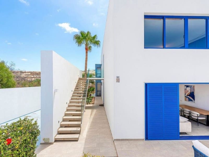 4 slaapkamer Villa te koop in Los Abrigos - € 699.000 (Ref: 10146736)