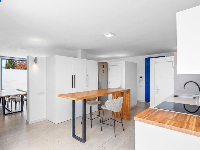 4 slaapkamer Villa te koop in Los Abrigos - € 699.000 (Ref: 10146736)