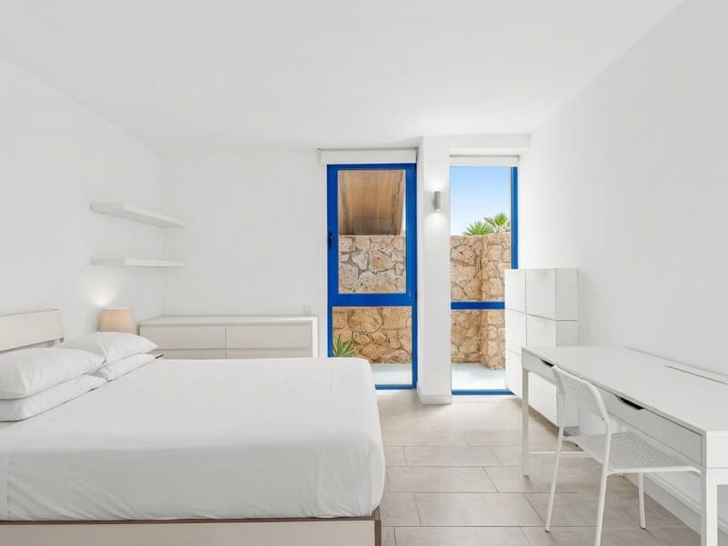 4 slaapkamer Villa te koop in Los Abrigos - € 699.000 (Ref: 10146736)