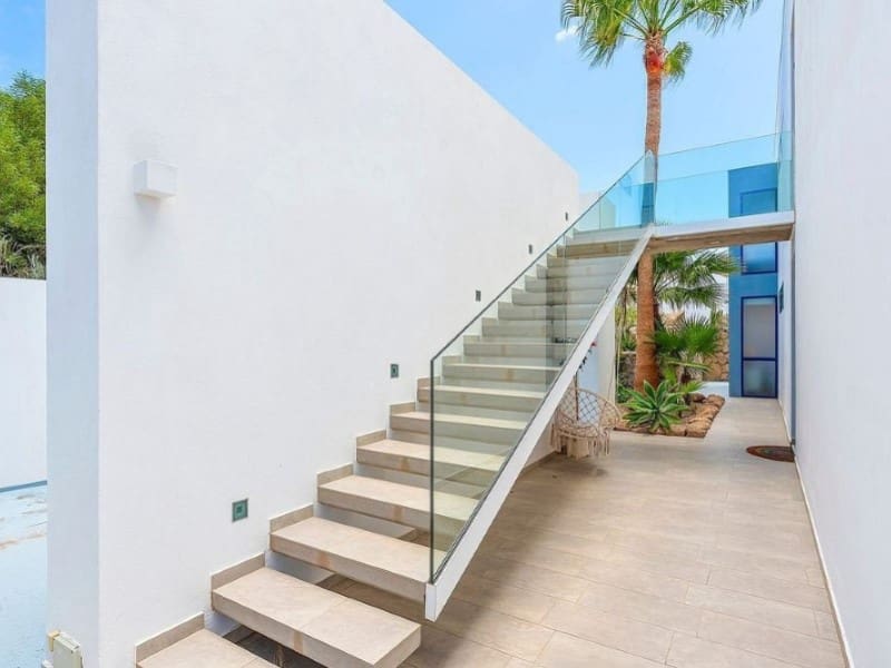 4 slaapkamer Villa te koop in Los Abrigos - € 699.000 (Ref: 10146736)