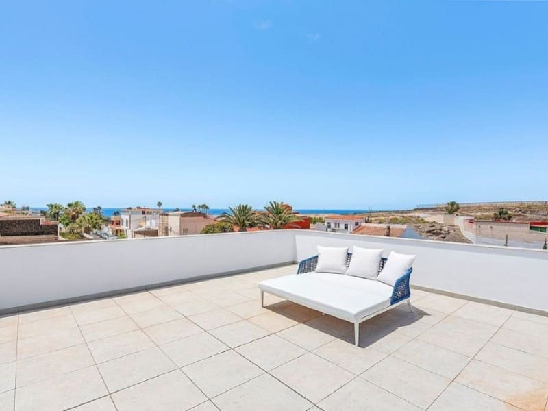 4 slaapkamer Villa te koop in Los Abrigos - € 699.000 (Ref: 10146736)