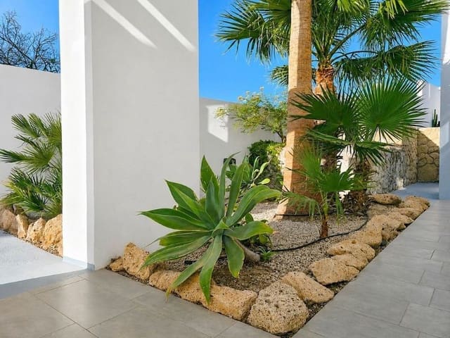 4 slaapkamer Villa te koop in Los Abrigos, Granadilla de Abona - € 699.000 (Ref: 10146736)