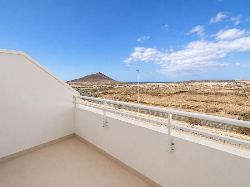 Lägenhet till salu i El Medano med pool garage - 479 000 € (Ref: 10146737)