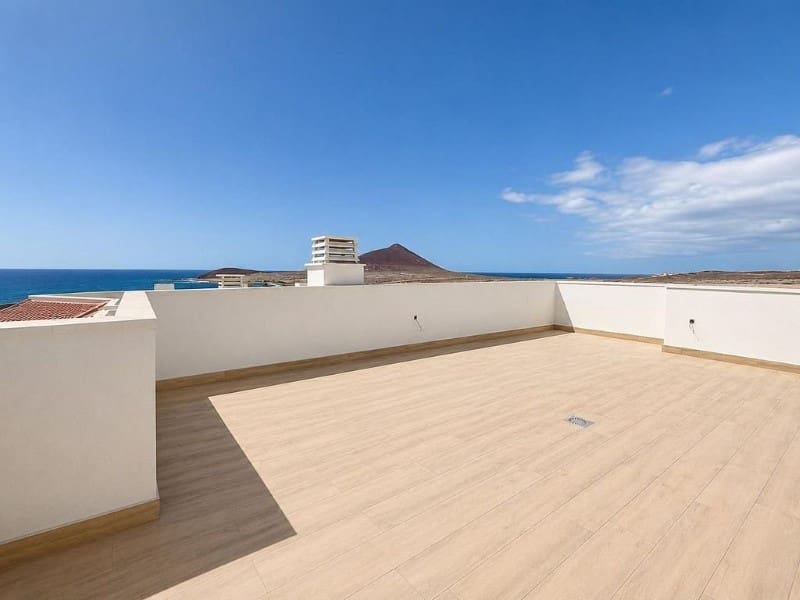 Lägenhet till salu i El Medano med pool garage - 479 000 € (Ref: 10146737)