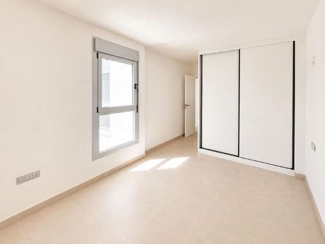 Lejlighed til salg i El Medano, Granadilla de Abona med swimmingpool garage - € 479.000 (Ref: 10146737)