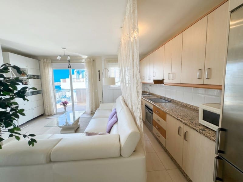2 soveværelse Lejlighed til salg i Los Cristianos med garage - € 698.000 (Ref: 10151093)