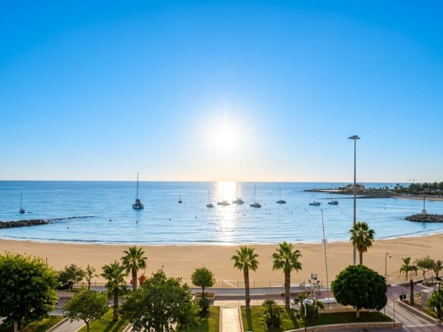 2 soveværelse Lejlighed til salg i Los Cristianos, Arona med garage - € 698.000 (Ref: 10151093)