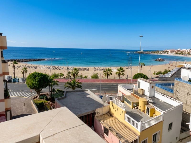 2 soveværelse Lejlighed til salg i Los Cristianos med garage - € 698.000 (Ref: 10151093)