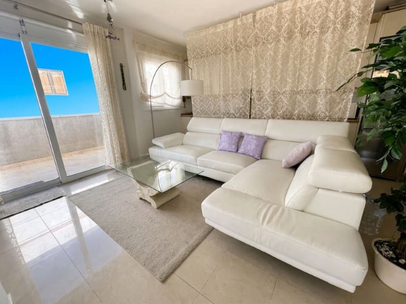 2 soveværelse Lejlighed til salg i Los Cristianos med garage - € 698.000 (Ref: 10151093)