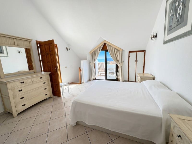 3 soverom Leilighet til salgs i Los Cristianos med svømmebasseng - € 735 000 (Ref: 10151094)