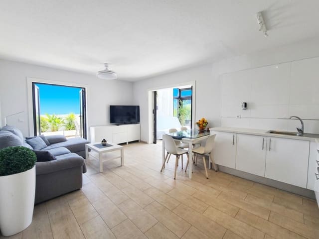 2 soveværelse Lejlighed til salg i Costa del Silencio, Arona med swimmingpool - € 269.500 (Ref: 10151097)