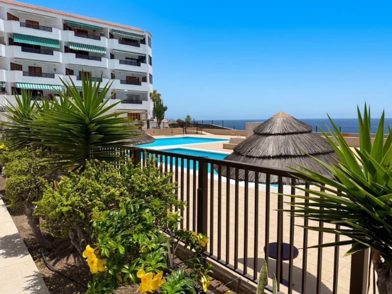 2 bedroom Apartment for sale in Costa del Silencio with pool - € 269,500 (Ref: 10151097)