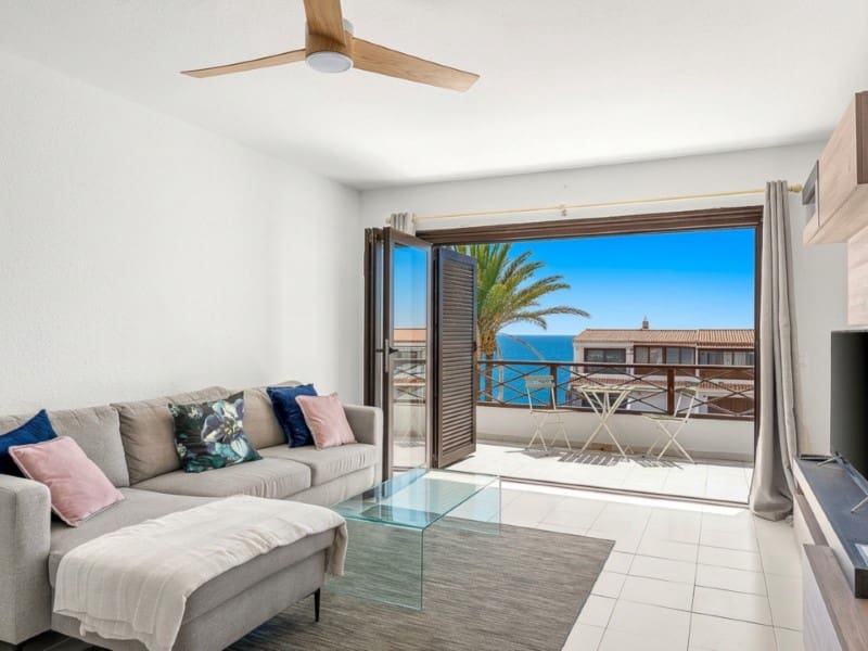 2 bedroom Apartment for sale in Costa del Silencio with pool - € 299,000 (Ref: 10151099)