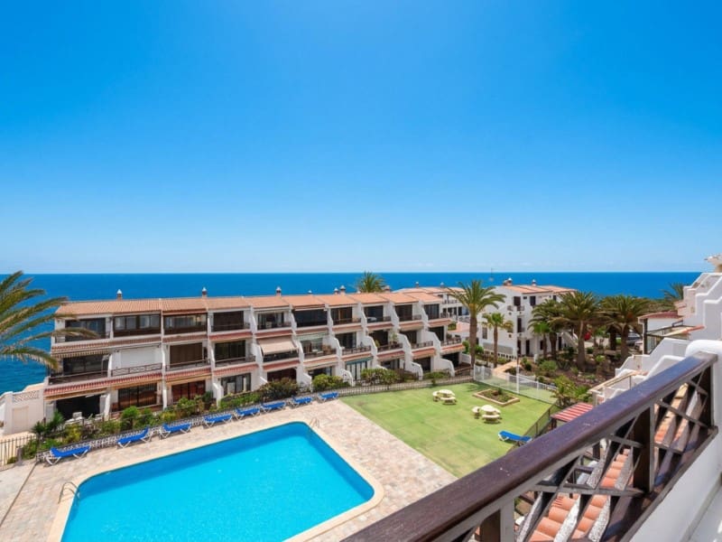 2 bedroom Apartment for sale in Costa del Silencio with pool - € 299,000 (Ref: 10151099)