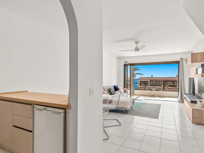 2 bedroom Apartment for sale in Costa del Silencio with pool - € 299,000 (Ref: 10151099)