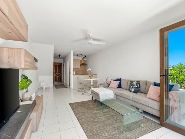 2 soveværelse Lejlighed til salg i Costa del Silencio, Arona med swimmingpool - € 299.000 (Ref: 10151099)