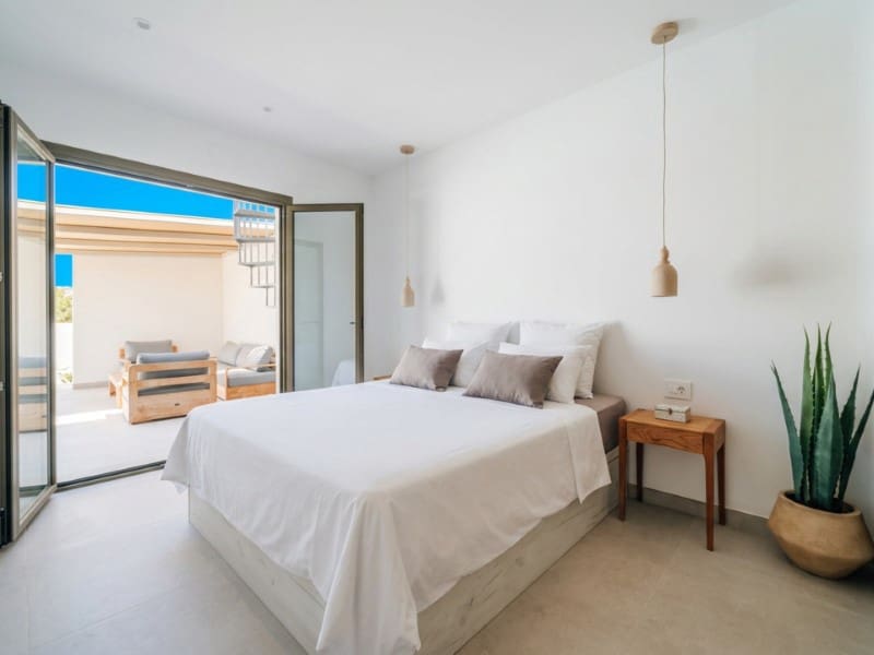 3 soveværelse Villa til salg i El Medano med swimmingpool - € 1.100.000 (Ref: 10151102)