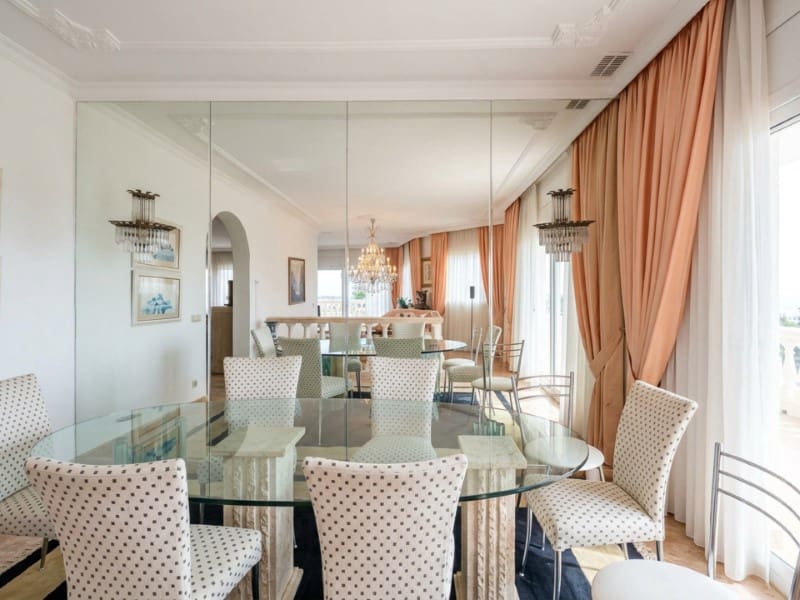 5 bedroom Villa for sale in Chayofa with garage - € 950,000 (Ref: 10151103)