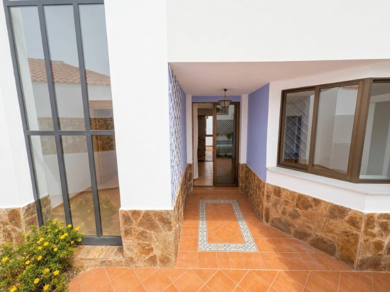 4 chambre Villa/Maison à vendre à Radazul avec garage - 497 000 € (Ref: 10151105)