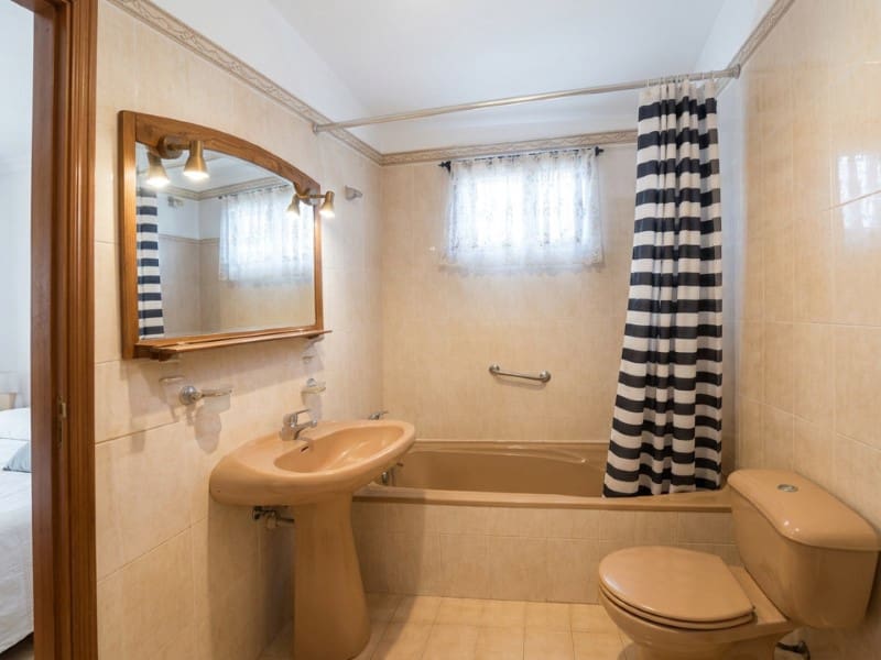 4 chambre Villa/Maison à vendre à Radazul avec garage - 497 000 € (Ref: 10151105)