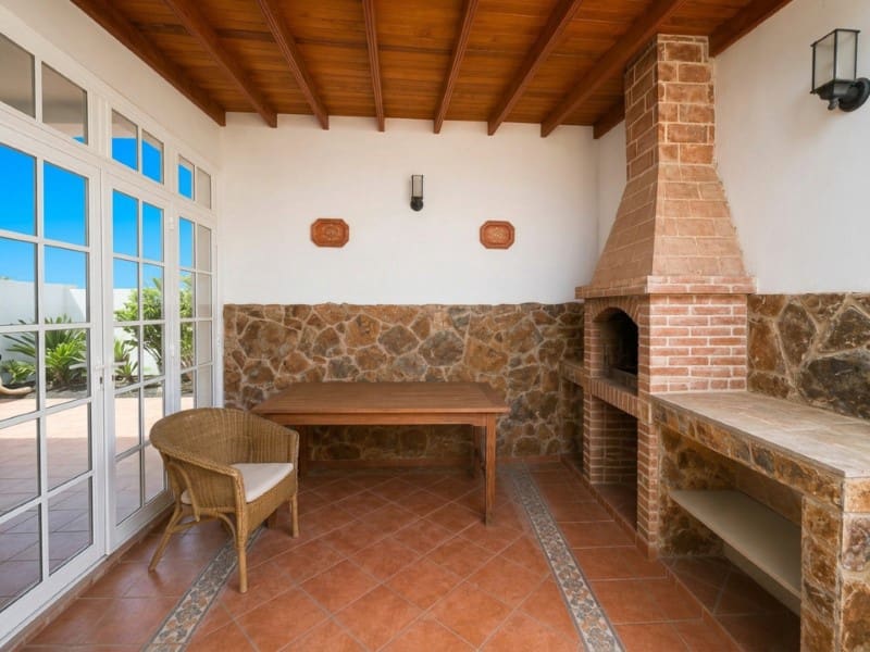 4 chambre Villa/Maison à vendre à Radazul avec garage - 497 000 € (Ref: 10151105)