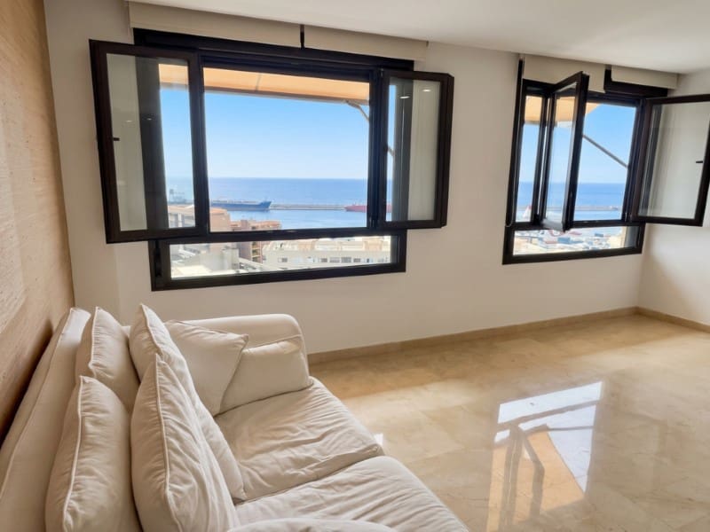 Apartment for sale in Santa Cruz de Tenerife with garage - € 528,000 (Ref: 10151107)