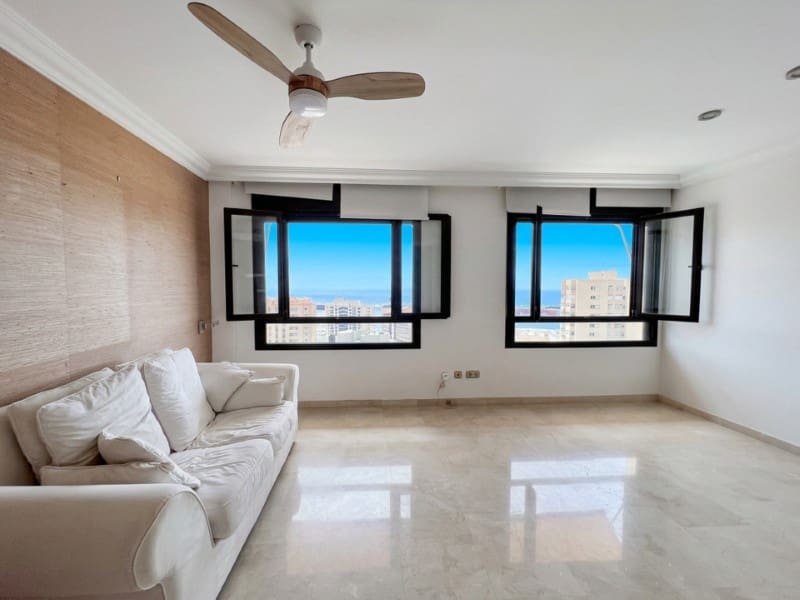 Apartment for sale in Santa Cruz de Tenerife with garage - € 528,000 (Ref: 10151107)