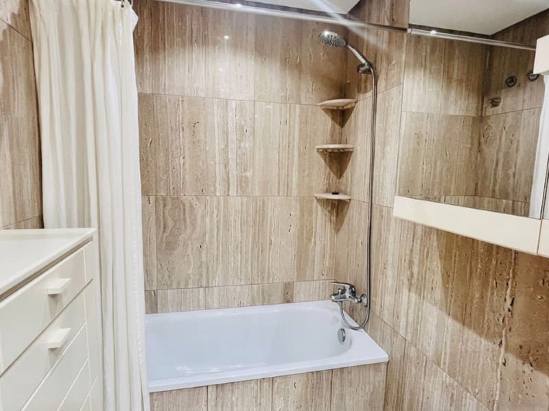 Apartment for sale in Santa Cruz de Tenerife with garage - € 528,000 (Ref: 10151107)