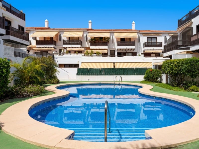 1 quarto Apartamento para venda em Puerto de la Cruz com piscina - 220 000 € (Ref: 10151108)