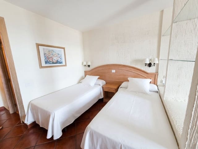 Studio te koop in Puerto de la Cruz met zwembad - € 195.000 (Ref: 10154920)