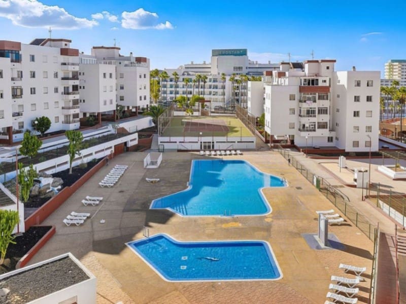 5 makuuhuone Kattohuoneisto myytävänä paikassa Costa Adeje mukana uima-altaan 
autotalli - 550 000 € (Ref: 10154923)