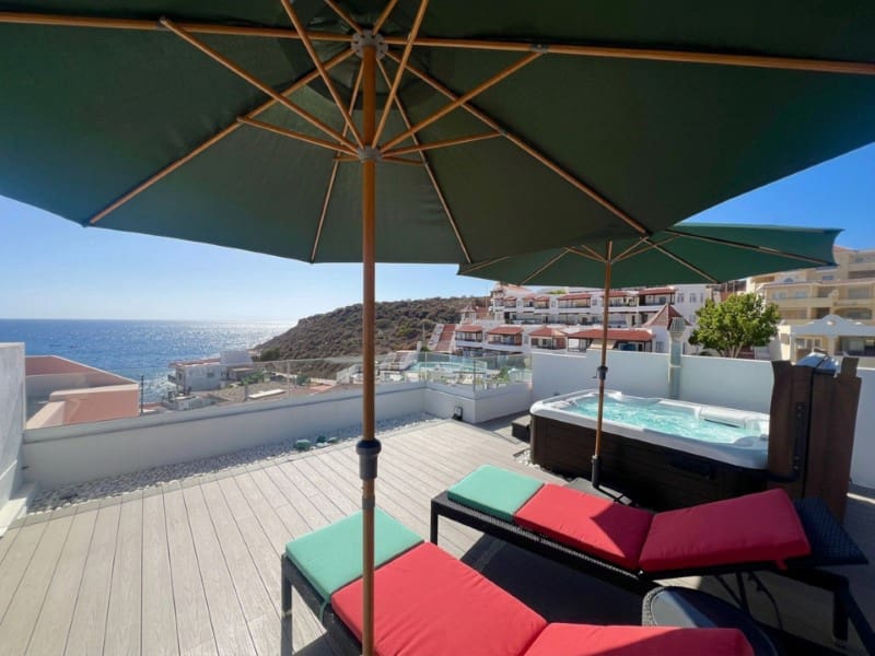 Ático de 3 habitaciones en La Caleta Adeje en venta con garaje - 795.000 € (Ref: 10154924)