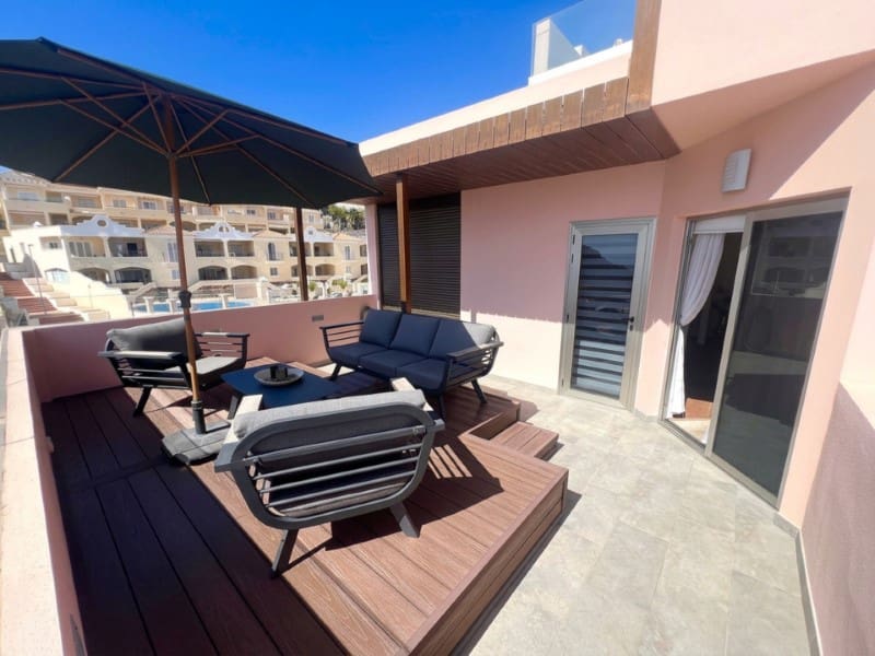 Ático de 3 habitaciones en La Caleta Adeje en venta con garaje - 795.000 € (Ref: 10154924)