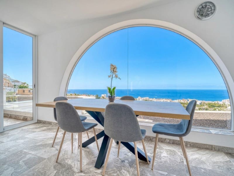 Lejlighed til salg i Costa Adeje med garage - € 795.000 (Ref: 10154925)