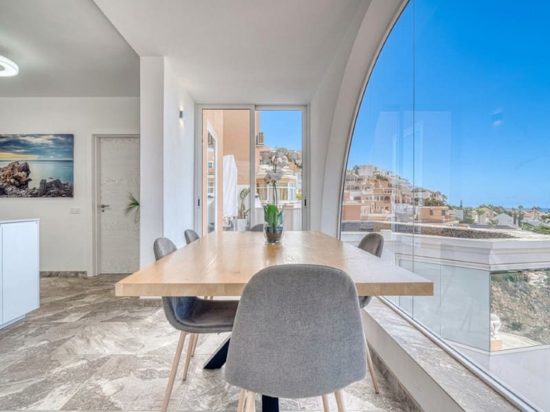 Lejlighed til salg i Costa Adeje med garage - € 795.000 (Ref: 10154925)
