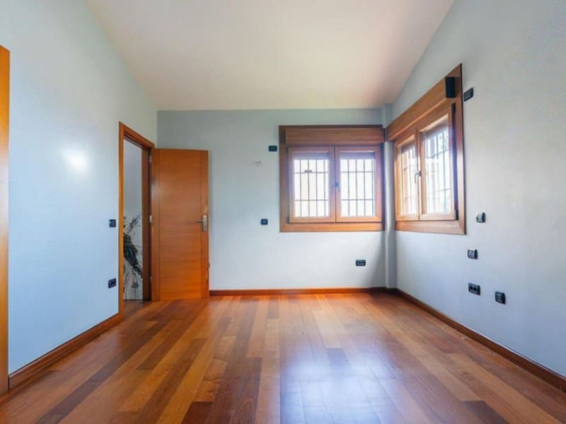 5 quarto Moradia para venda em La Orotava com piscina garagem - 790 000 € (Ref: 10184438)