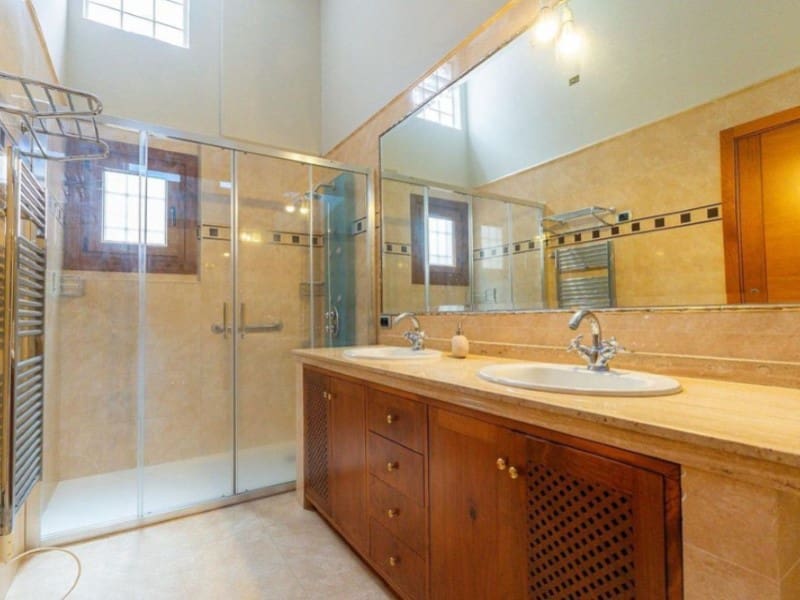 5 quarto Moradia para venda em La Orotava com piscina garagem - 790 000 € (Ref: 10184438)