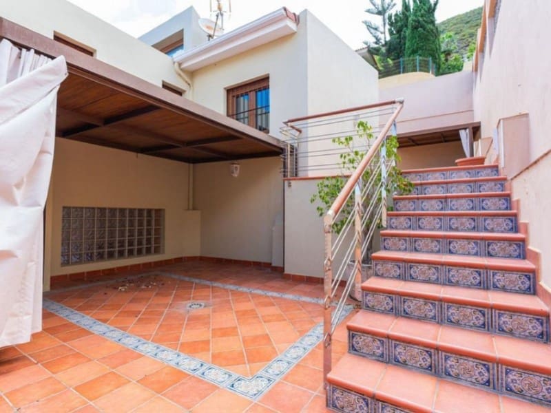 5 quarto Moradia para venda em La Orotava com piscina garagem - 790 000 € (Ref: 10184438)