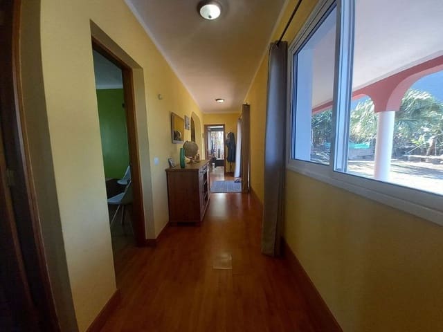 2 slaapkamer Villa te koop in Los Silos - € 649.000 (Ref: 7065768)