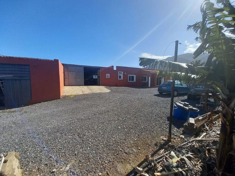 2 soveværelse Villa til salg i Los Silos - € 649.000 (Ref: 7065768)