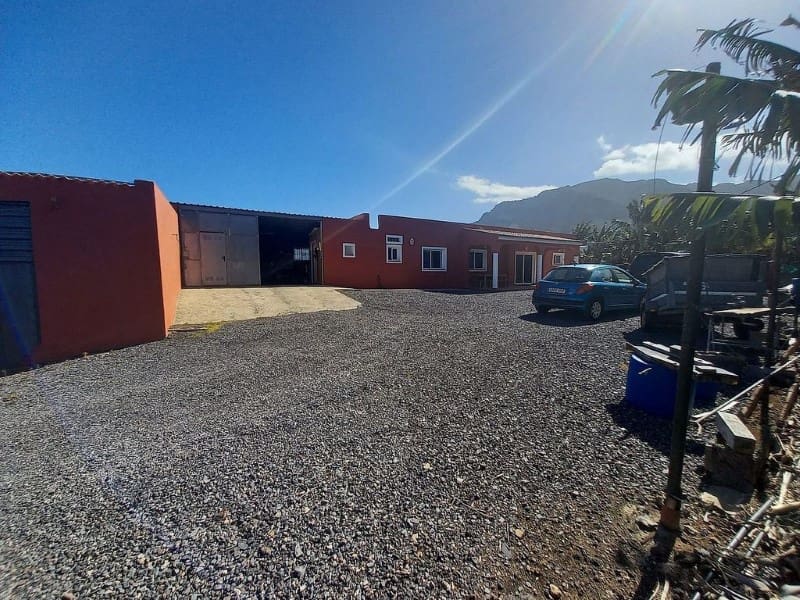 2 soveværelse Villa til salg i Los Silos - € 649.000 (Ref: 7065768)