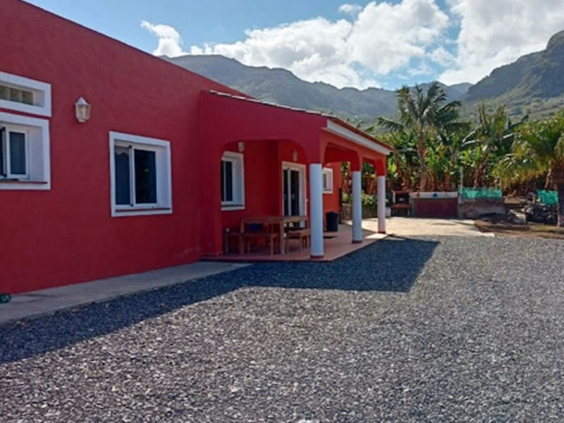 2 soveværelse Villa til salg i Los Silos - € 649.000 (Ref: 7065768)